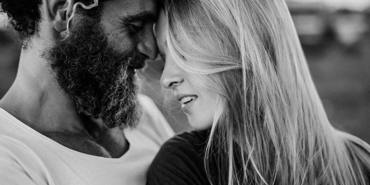 Ten Classic Wedding Photos Every Couple Should Have